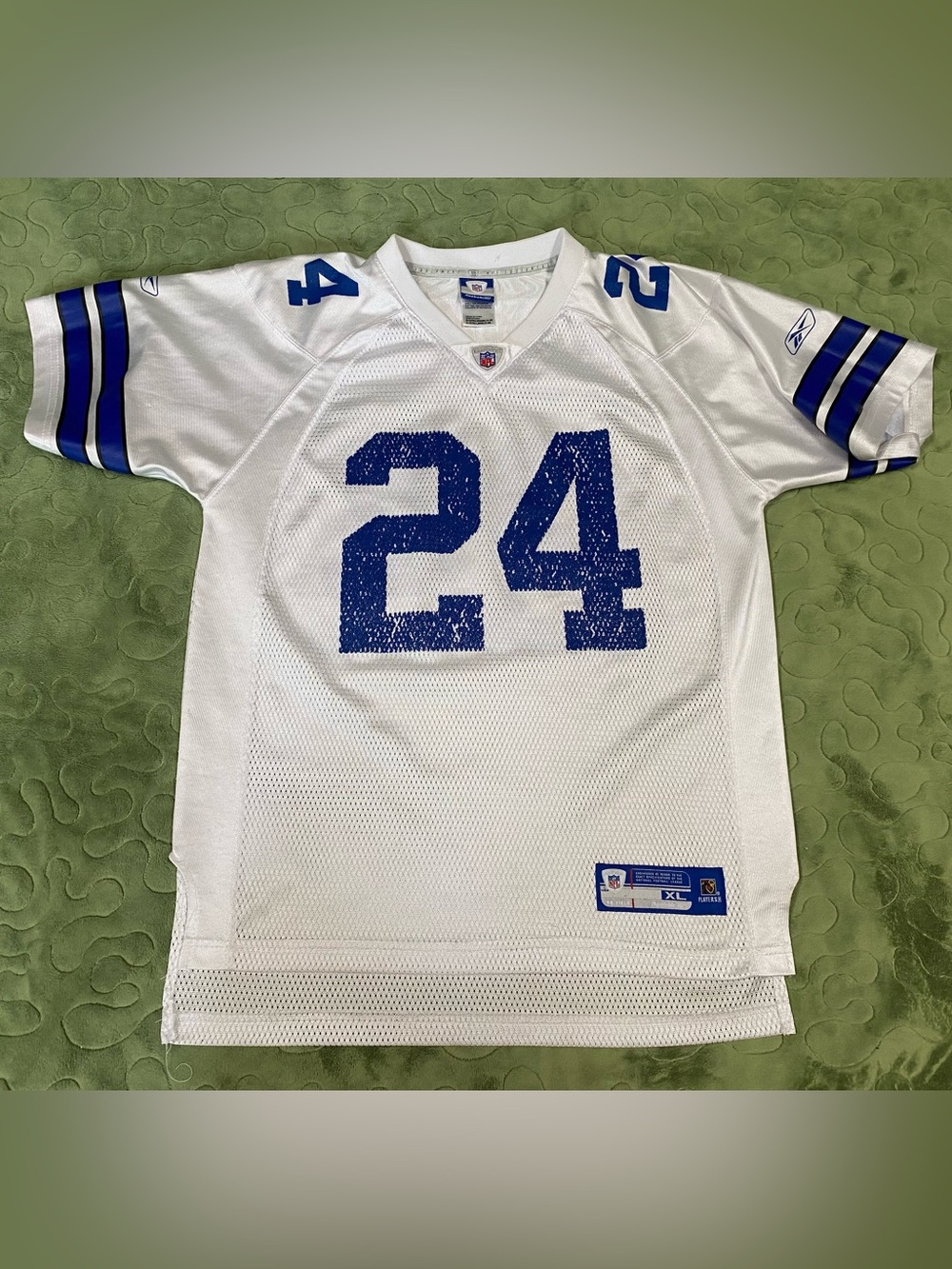 Marion Barber Jersey #24 Dallas Cowboys Size Youth XL Reebok NFL Equipment White